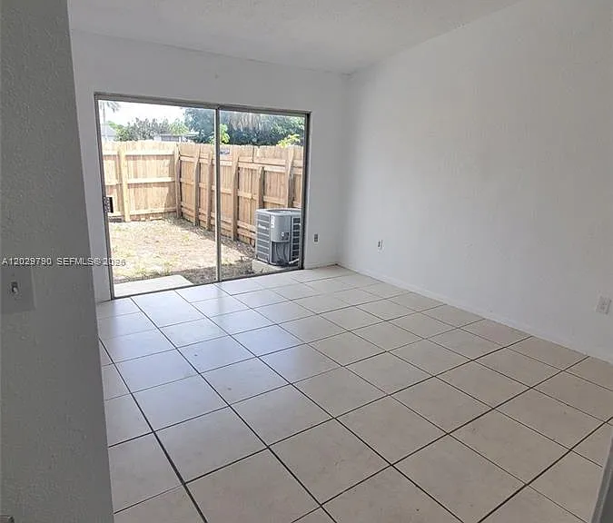 18047 NW 41st Pl #0 — Photo 9