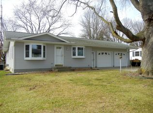 305 Donna Dr, Clinton, MI 49236