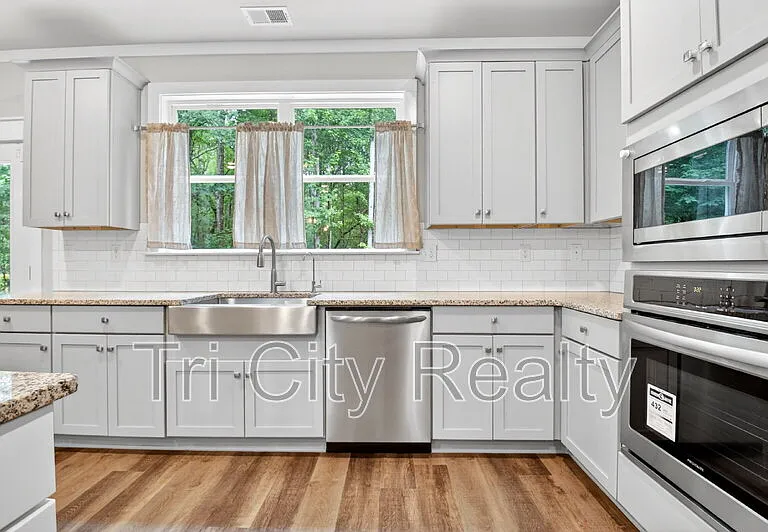 6230 Gordon Rd — Photo 33