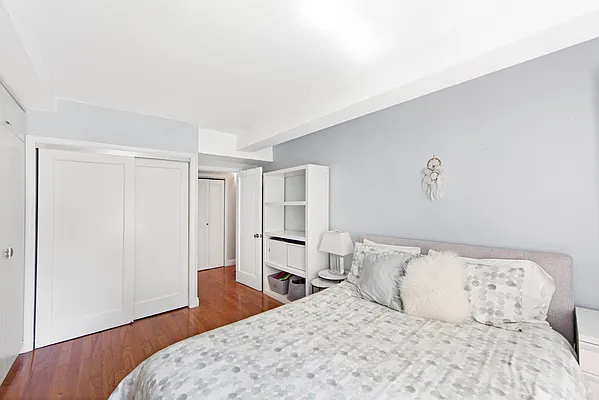 Sold by Tabak Real Estate | media 10