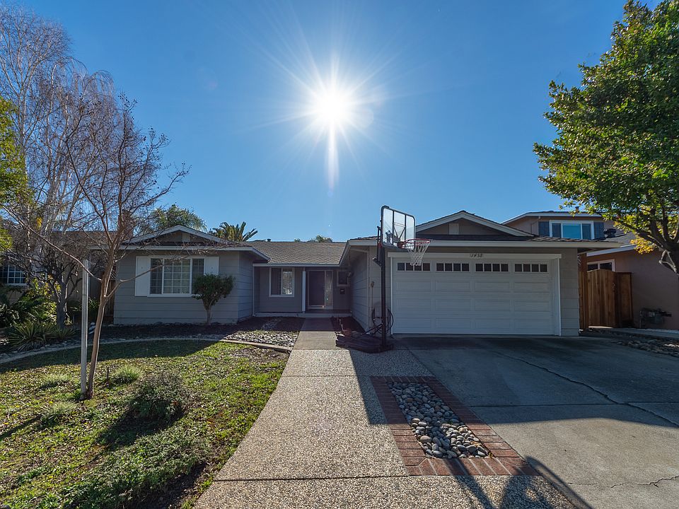 1st image of 1458 Luning Dr