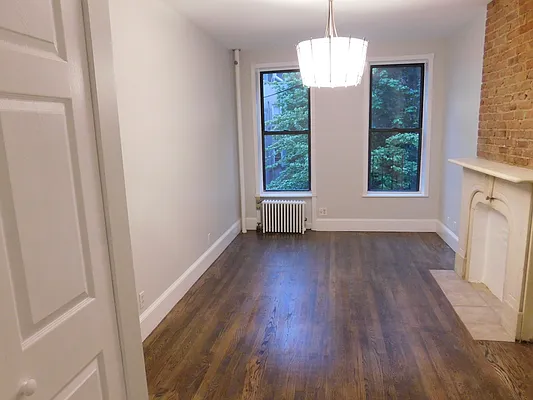 Rented by MQ Realty LLC | media 34