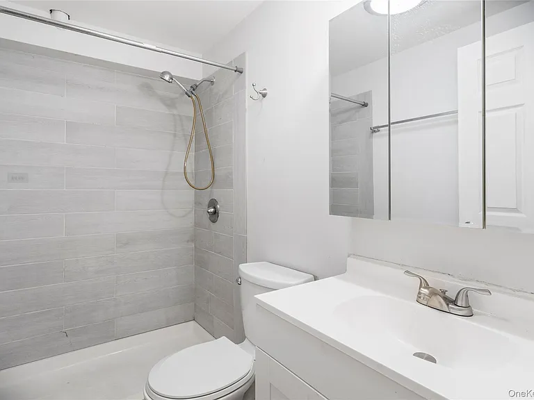 39 Wolfhollow Rd — Photo 28