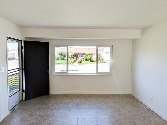 3rd image of 1100 N 3rd St