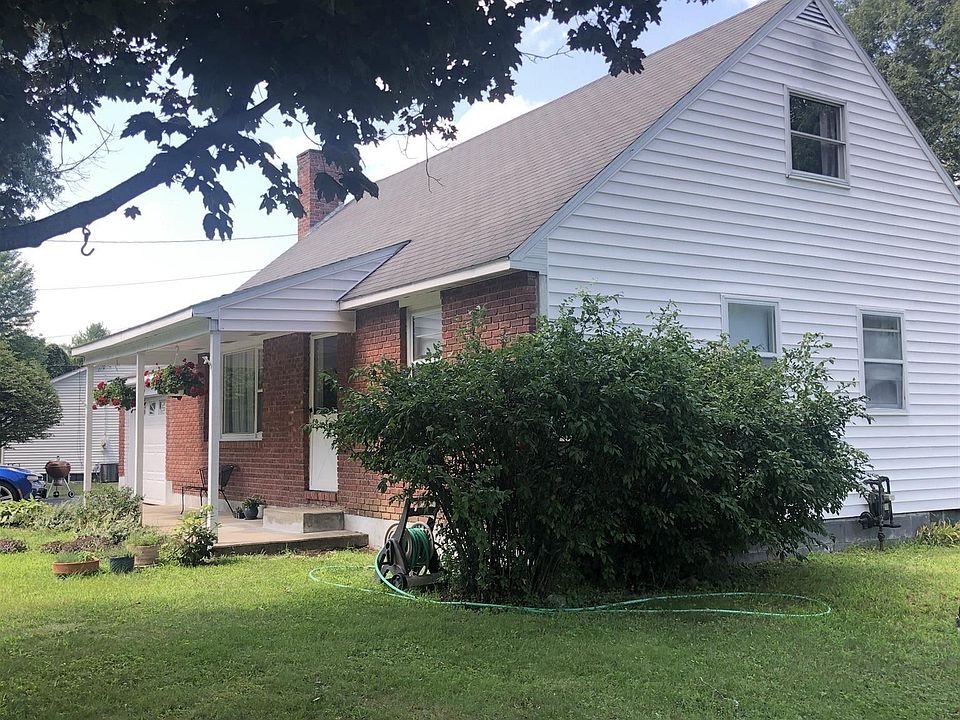 1st image of 5 Margaret Dr