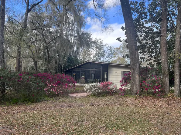 503 Leaf Cir, Deland, FL 32724