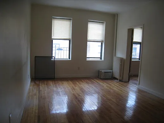 Rented by Alexiou Realty | media 19