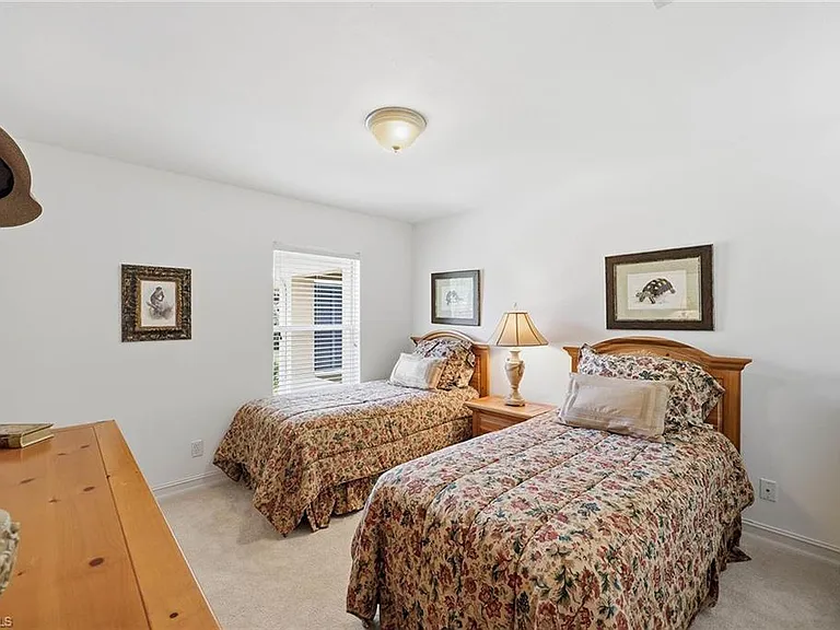 866 Carrick Bend Cir #202 — Photo 17