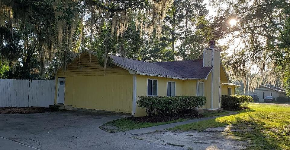 1st image of 818 Pineview Dr
