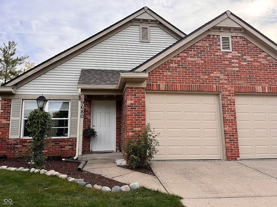 1st image of 9680 River Oak Ln E