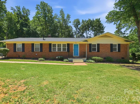 225 Middleton Ave, Matthews, NC 28104