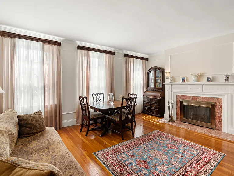 325 Tappan St #6 — Photo 19