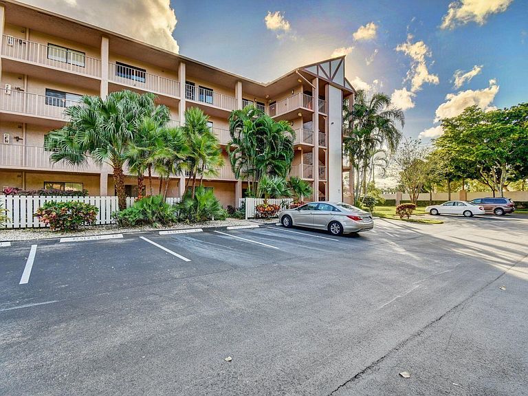 Huntington Lakes Section Condominiums Delray Beach, FL Zillow
