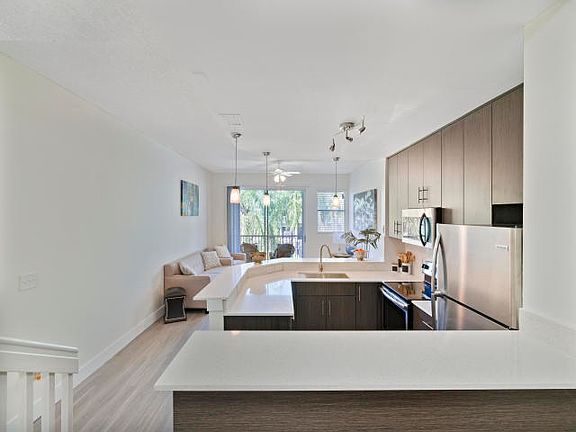 4th image of 3596 Coral Springs Dr