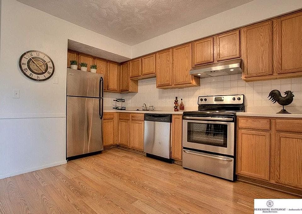 1st image of 1901 Winnie Dr APT 4