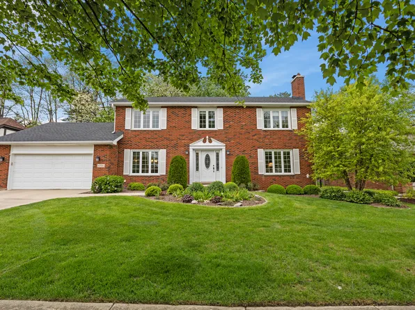 8770 Butterfield Ln, Orland Park, IL 60462