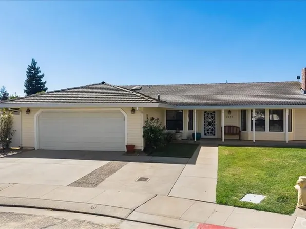 2143 Locust Ct, Hughson, CA 95326