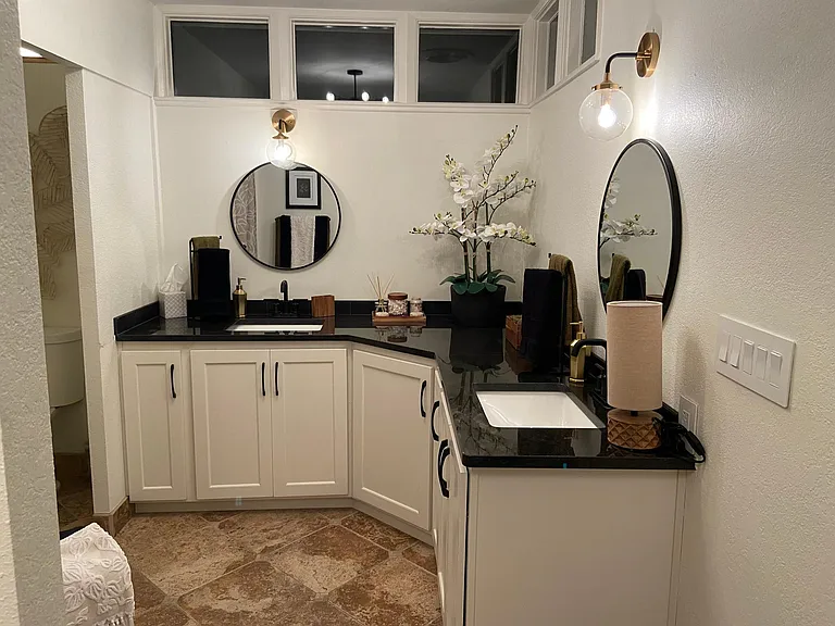 Master ensuite bath with two sinks