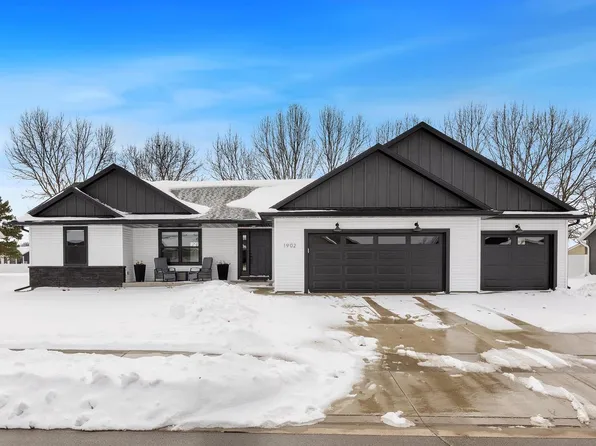 1902 Brooklyn PLACE, Holmen, WI 54636