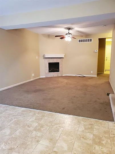 425 J Hawthorne Blvd - 3 — Photo 2