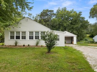 1487 Spring Bay Rd, East Peoria, IL 61611
