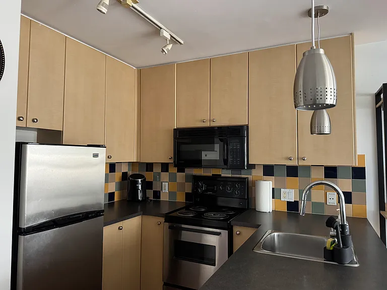 819 Hamilton St #753 — Photo 12