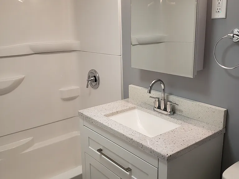 49 Sycamore St #3 — Photo 2