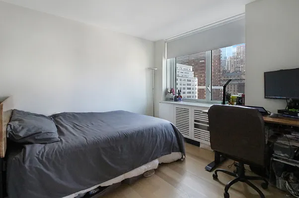 Rented by Compass | media 13