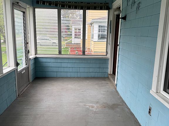 4th image of 83 Navarre Rd