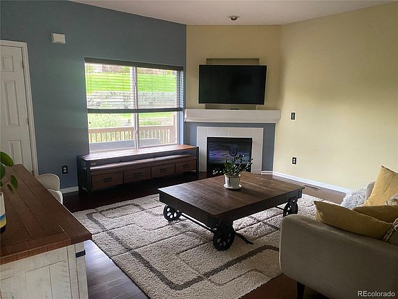 4th image of 426 Anvil Way