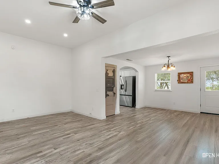 5312 Crown Ln — Photo 14