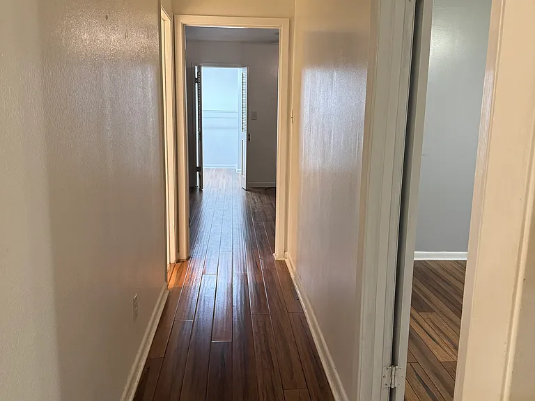 7213 University Dr — Photo 9