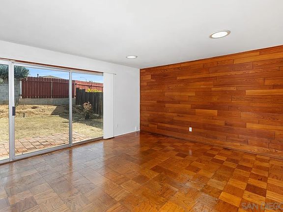 4th image of 4311 Moraga Ave