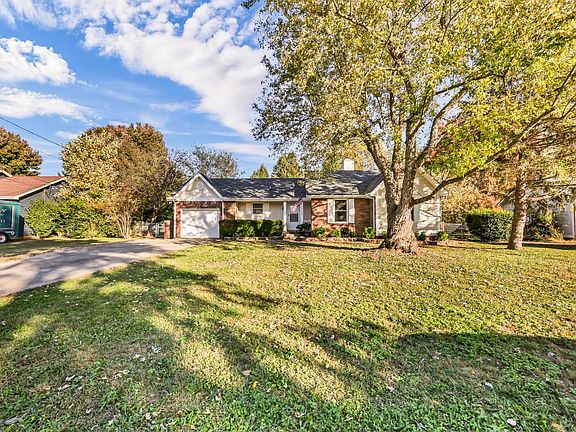 2nd image of 3413 Polly Dr