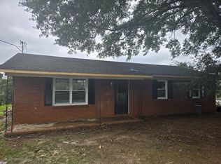 235 Roseborough Rd, Grover, NC 28073