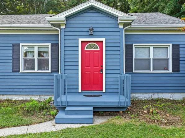 345 Amelia Olive Branch Rd, Amelia, OH 45102