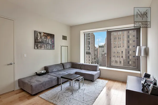 Sold by New York Residence | media 1