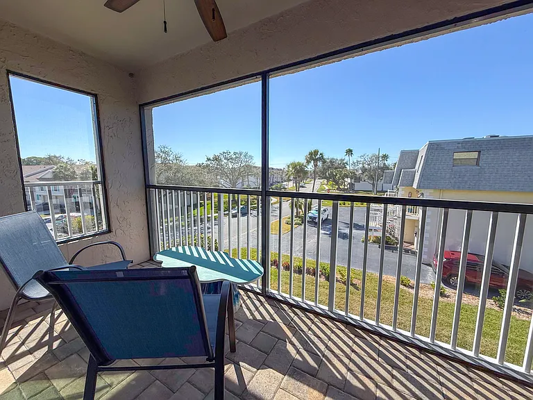 255 Capri Cir N #8 — Photo 43