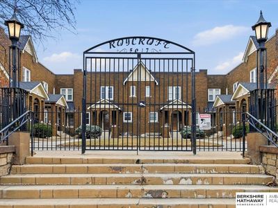 5017 Underwood Ave APT 6, Omaha, NE, 68132