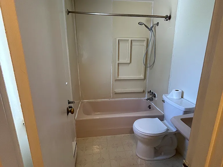 2505 Van Buren St — Photo 6