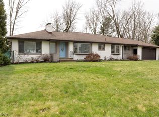 3210 Dowling Dr, Akron, OH 44333