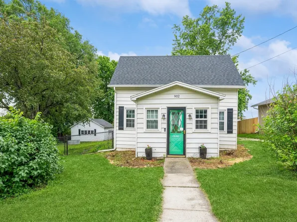 902 South Ave, Norwalk, IA 50211