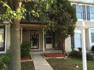 19 Triple Crown Ct, Baltimore, MD 21244