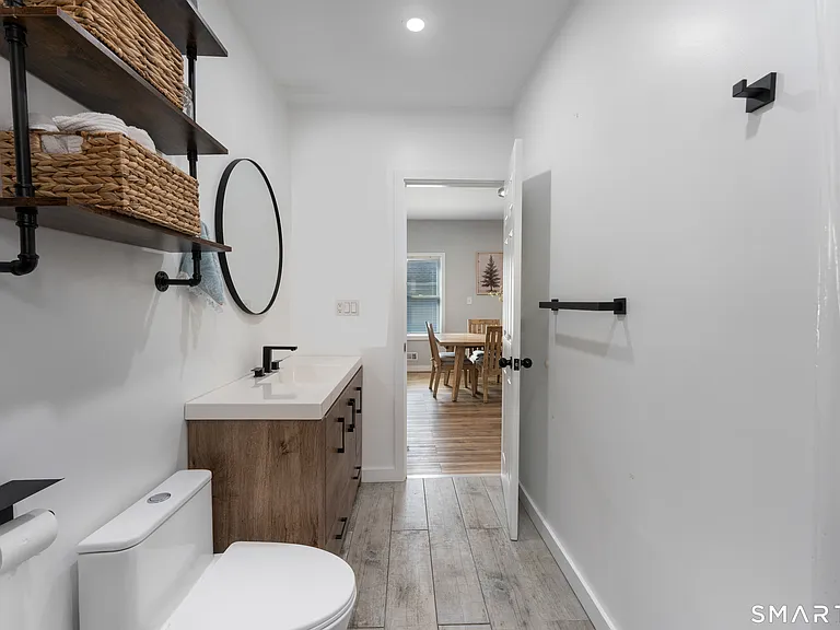 36 Ellis St — Photo 22