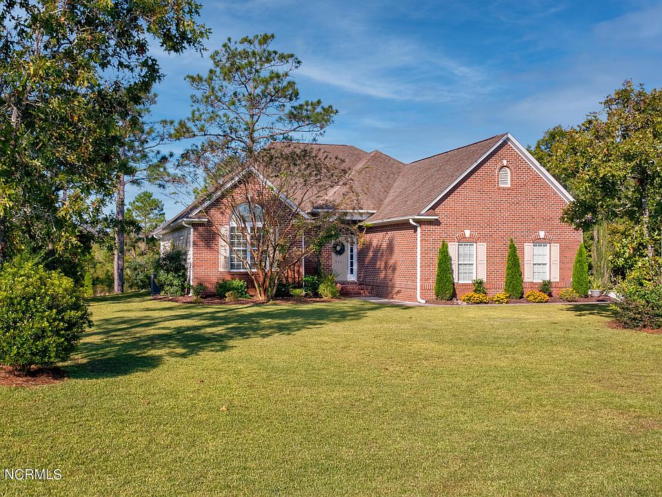 1st image of 511 Scrub Oaks Dr