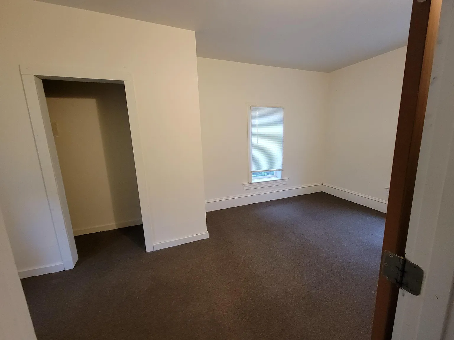 1 bed, 400 sqft, $525 — Photo 3