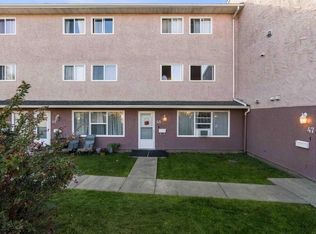 Clareview Place, Edmonton, AB T5A 2W7