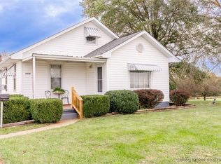 1810 S Lake Salinda Rd, Salem, IN 47167