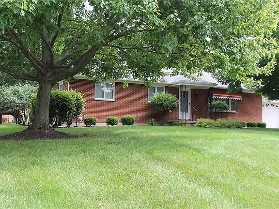 3rd image of 1326 Maplewood Dr