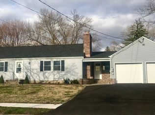 2 Lawrence Dr, Hackettstown, NJ 07840
